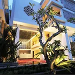 Signature Seminyak Hotel