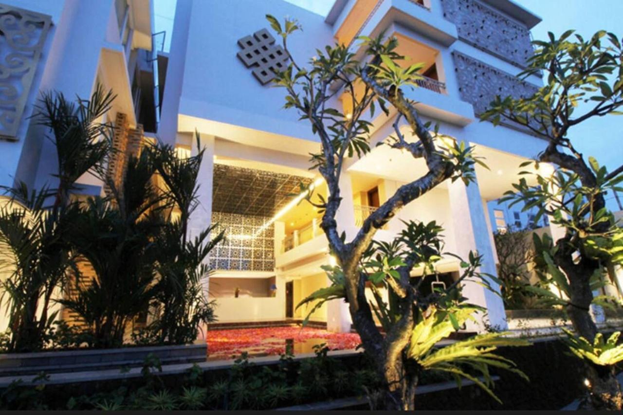 Hotel Signature Seminyak (Bali)