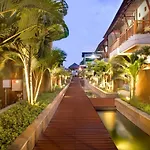 Signature Seminyak Hotel